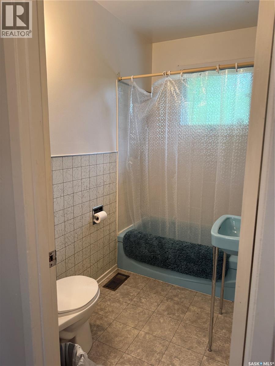 210 Ruby Drive, Coteau Rm No. 255, SK - Indoor Photo Showing Bathroom