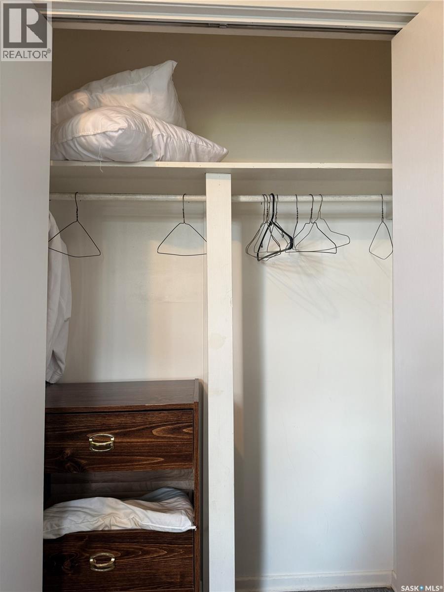 210 Ruby Drive, Coteau Rm No. 255, SK - Indoor With Storage