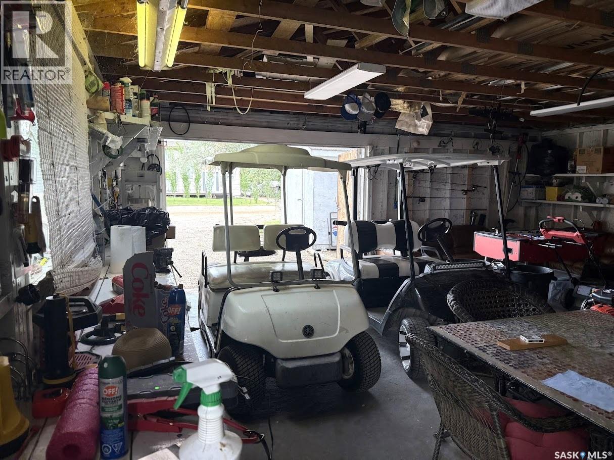 210 Ruby Drive, Coteau Rm No. 255, SK - Indoor Photo Showing Garage
