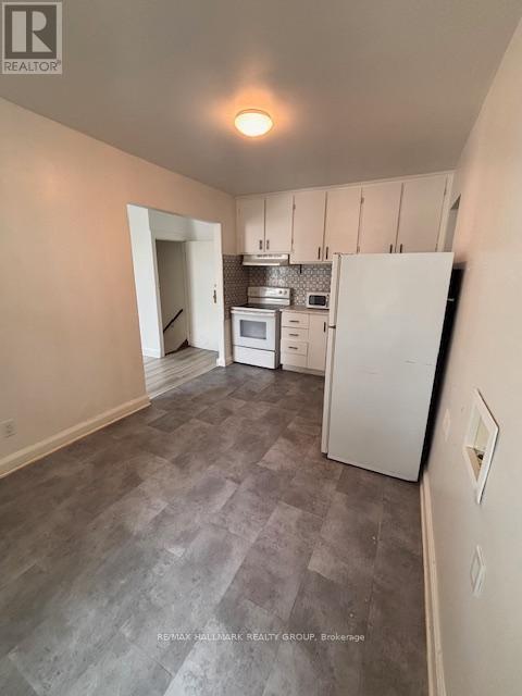 266 Emond Street, Ottawa, ON - Indoor Photo Showing Kitchen