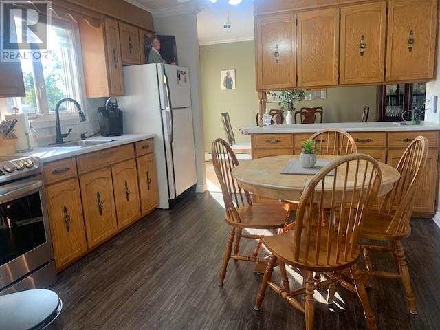 4 Pilley'S Island Road, Robert'S Arm, NL - Indoor