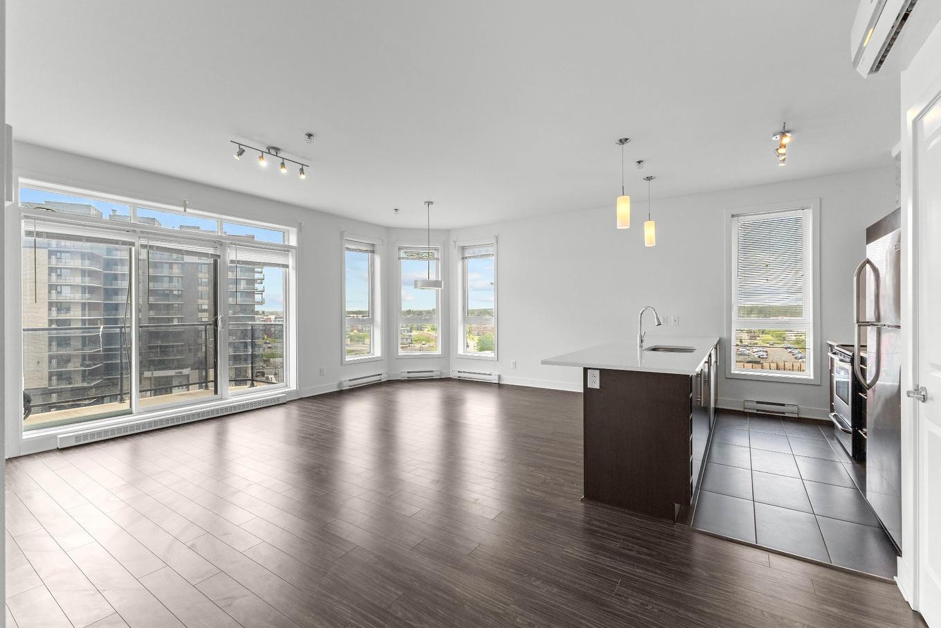 Living room - 601-1 Rue Édouard-Lalonde, Vaudreuil-Dorion, QC - Indoor