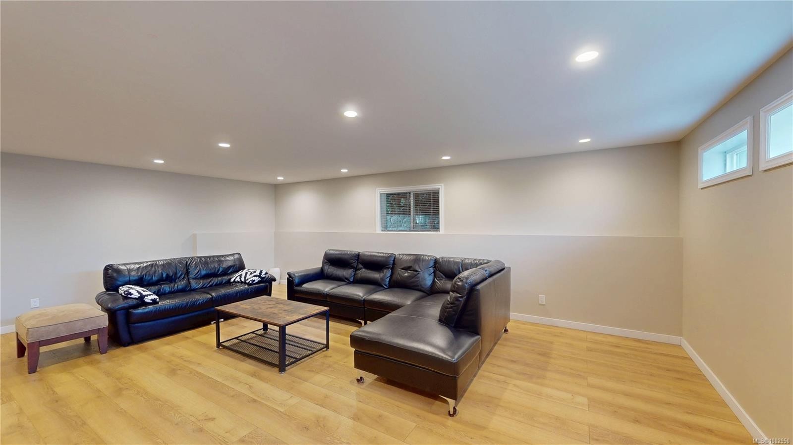 4767 Cordova Bay Rd, Saanich, BC