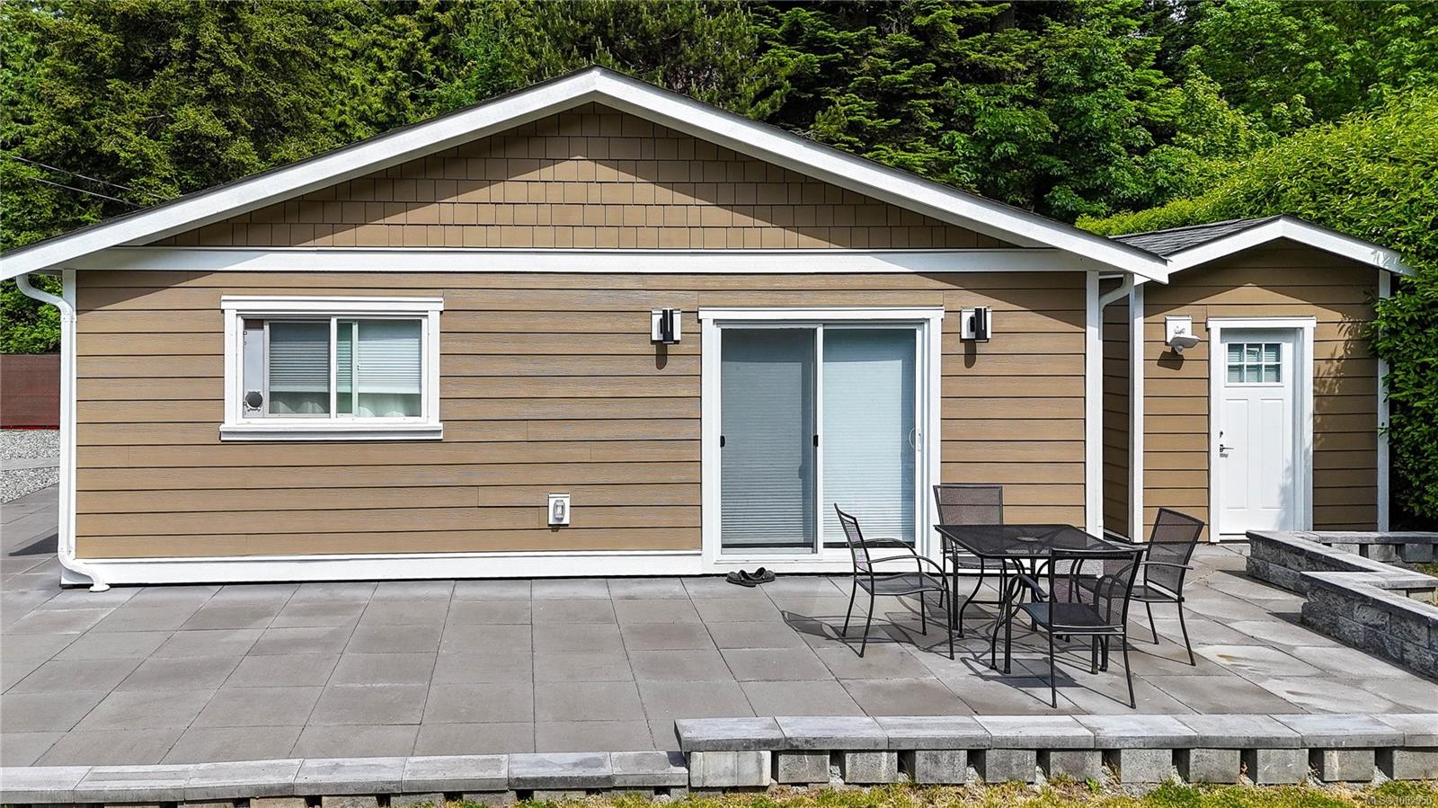 4767 Cordova Bay Rd, Saanich, BC