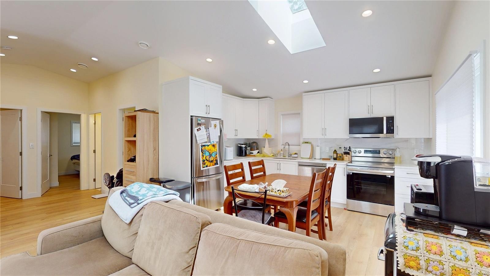 4767 Cordova Bay Rd, Saanich, BC