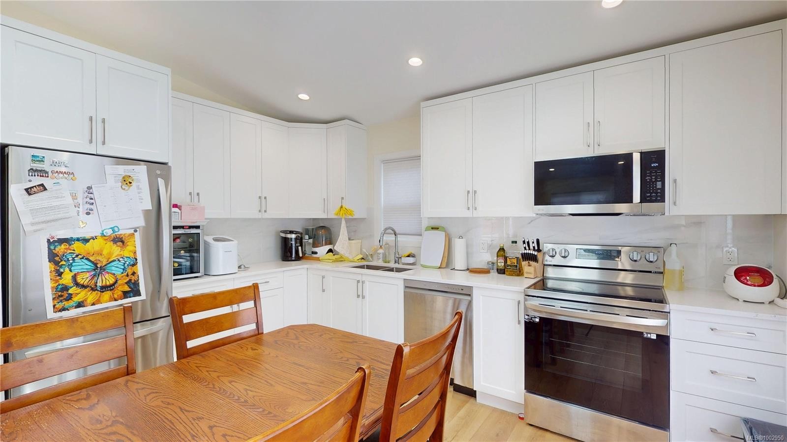 4767 Cordova Bay Rd, Saanich, BC