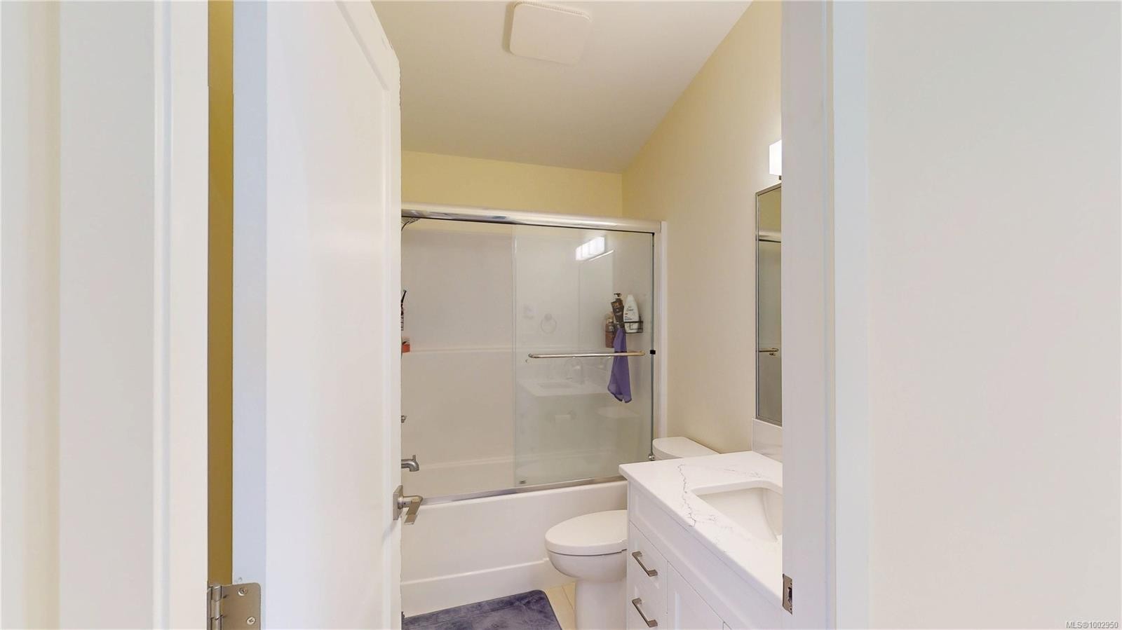 4767 Cordova Bay Rd, Saanich, BC