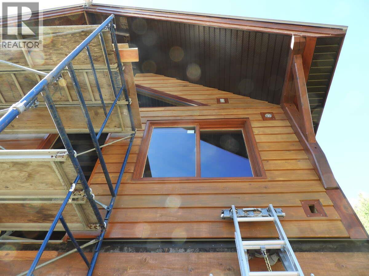 6119 Slocan River Road, Appledale, BC - Outdoor With Exterior