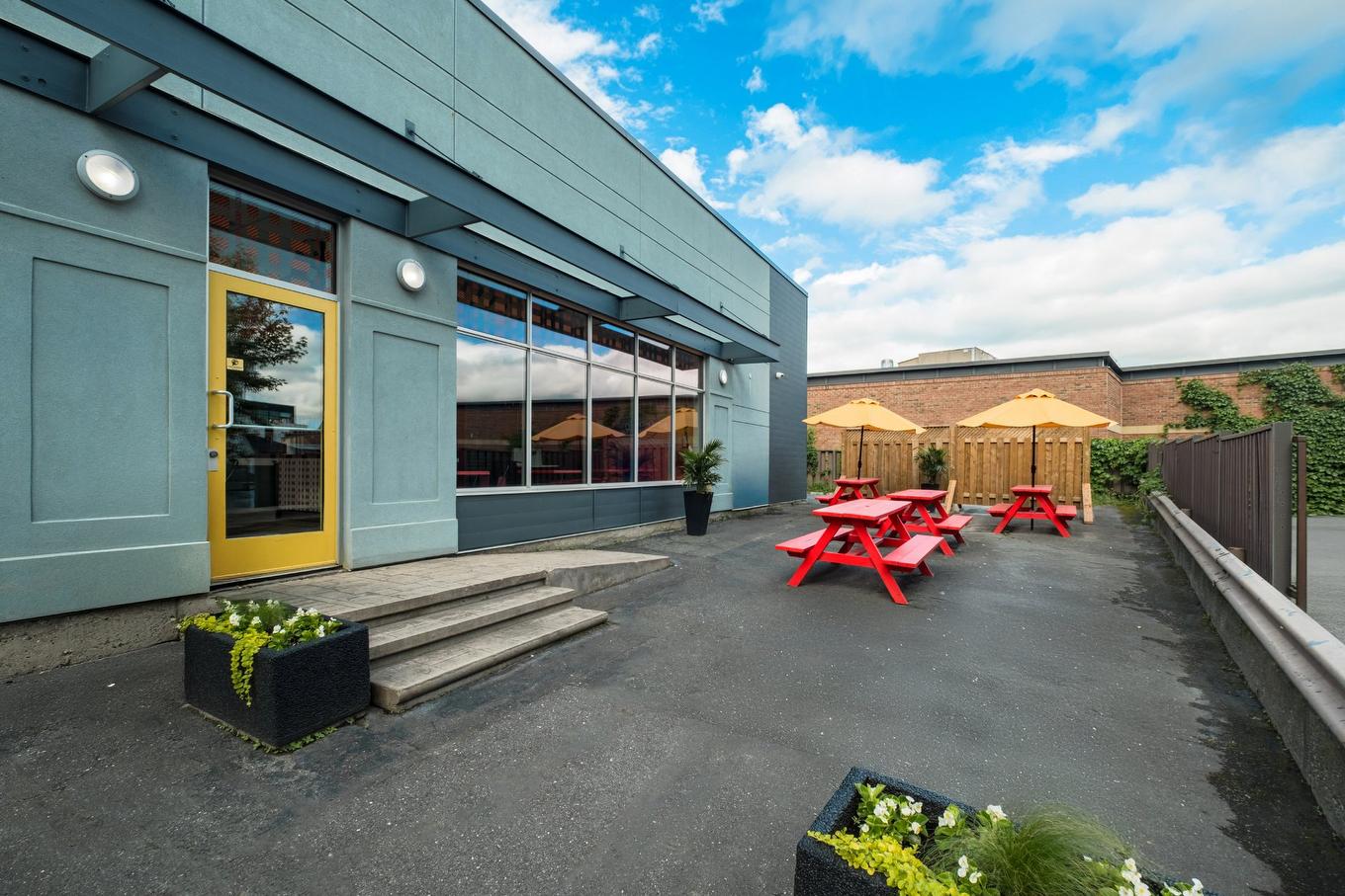 Terrasse - 50 Rue Merry N., Magog, QC - Outdoor