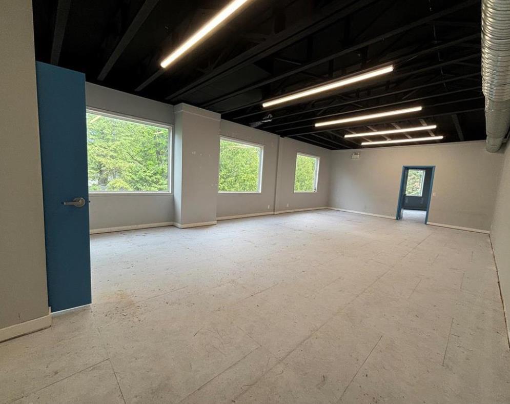 449 Main St, Oakbank, MB