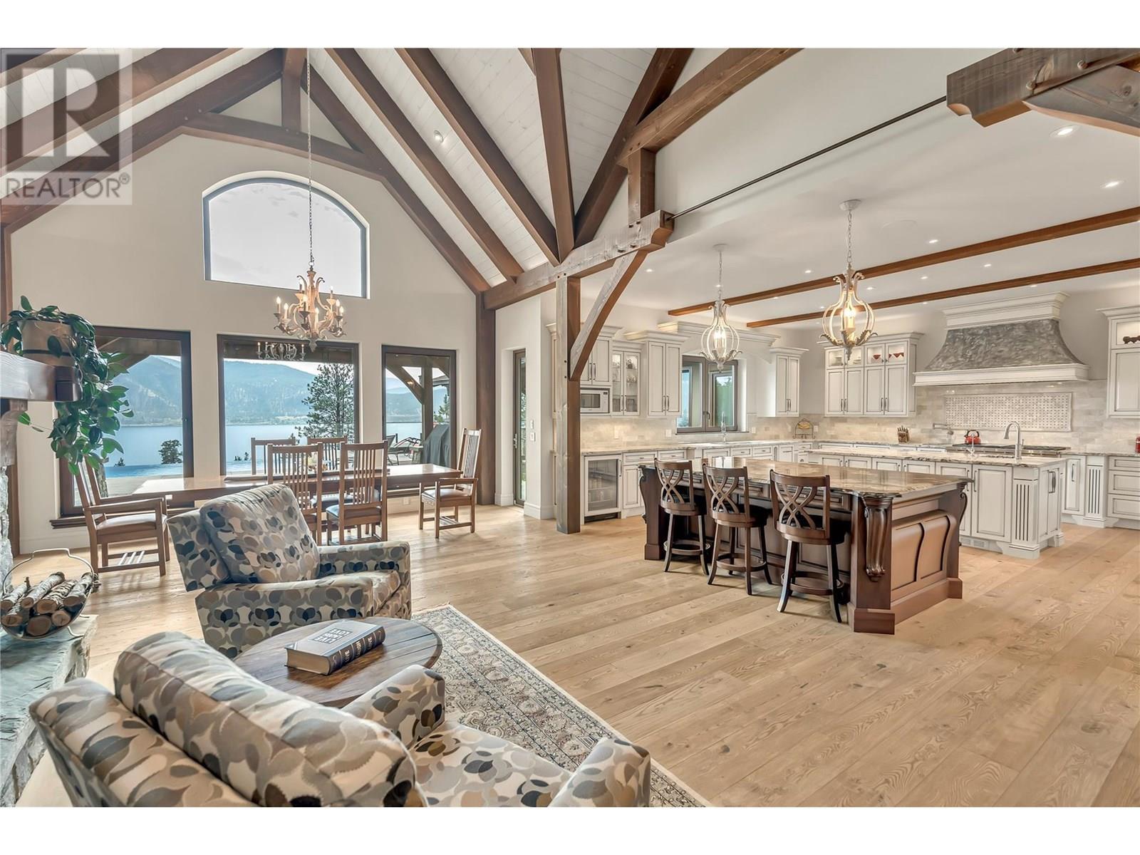 2119 Naramata Road, Naramata, BC - Indoor