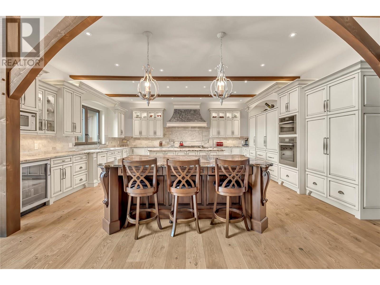 2119 Naramata Road, Naramata, BC - Indoor