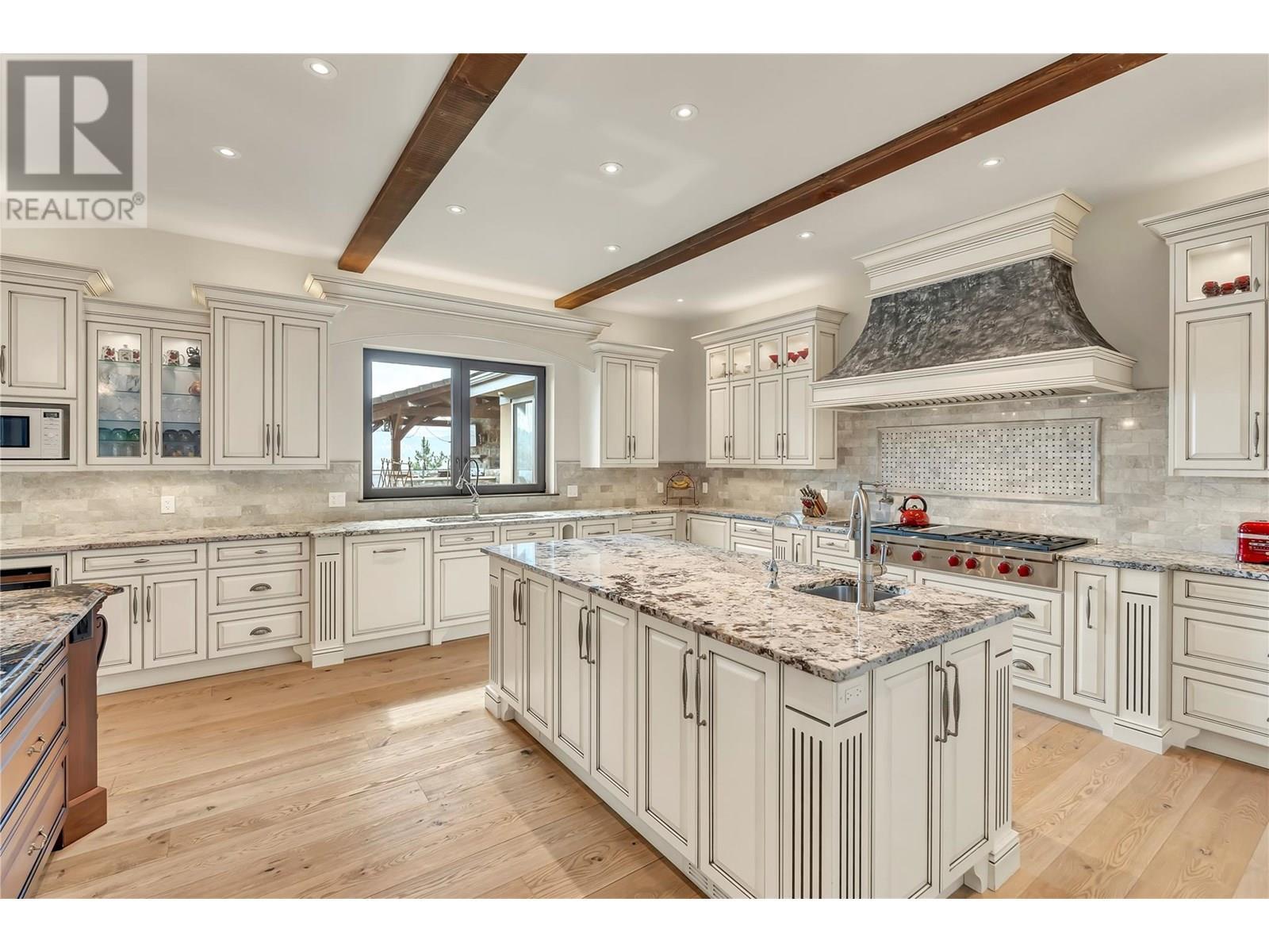 2119 Naramata Road, Naramata, BC - Indoor Photo Showing Kitchen With Upgraded Kitchen