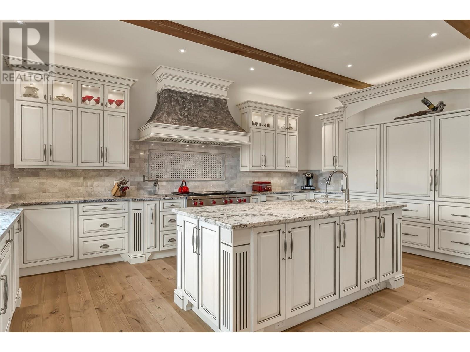 2119 Naramata Road, Naramata, BC - Indoor Photo Showing Kitchen With Upgraded Kitchen