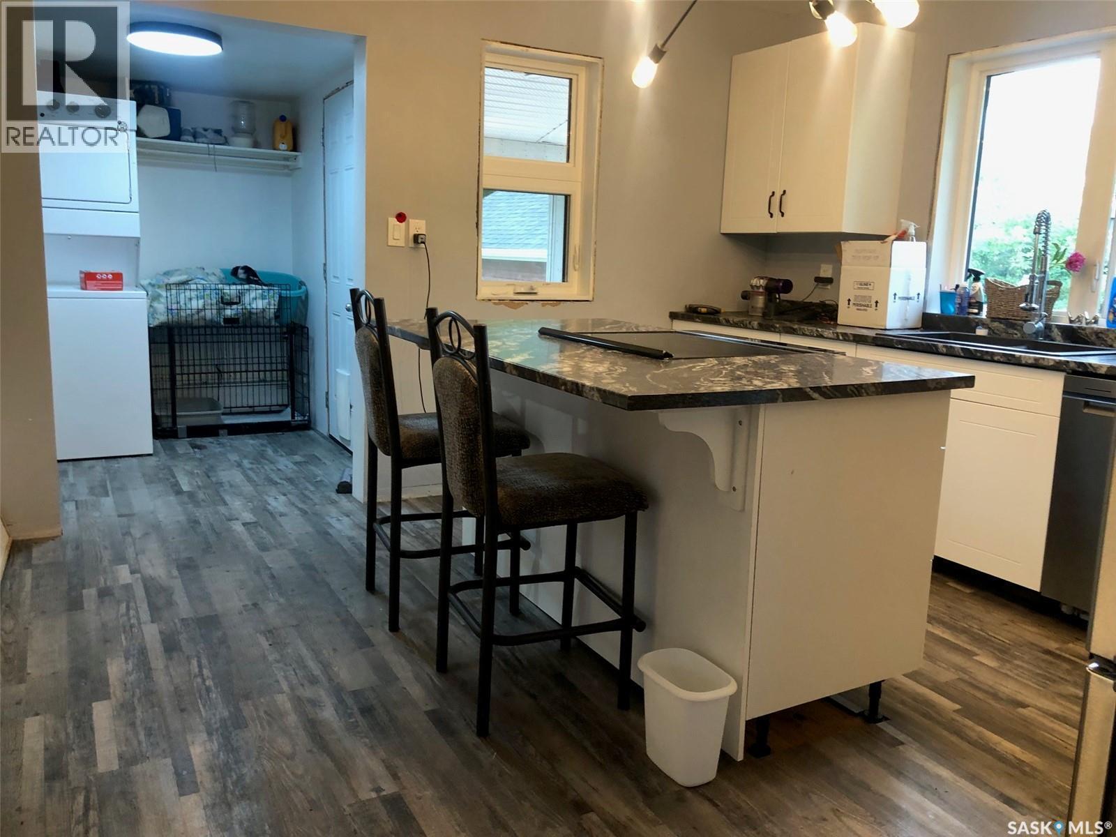 230 2Nd Avenue W, Canora, SK - Indoor Photo Showing Kitchen