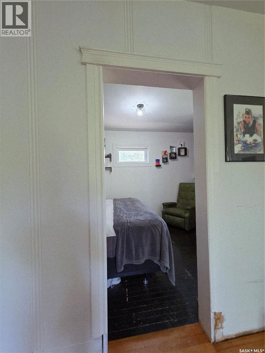 230 2Nd Avenue W, Canora, SK - Indoor