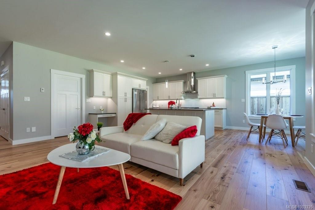 758 Sitka St, Campbell River, BC