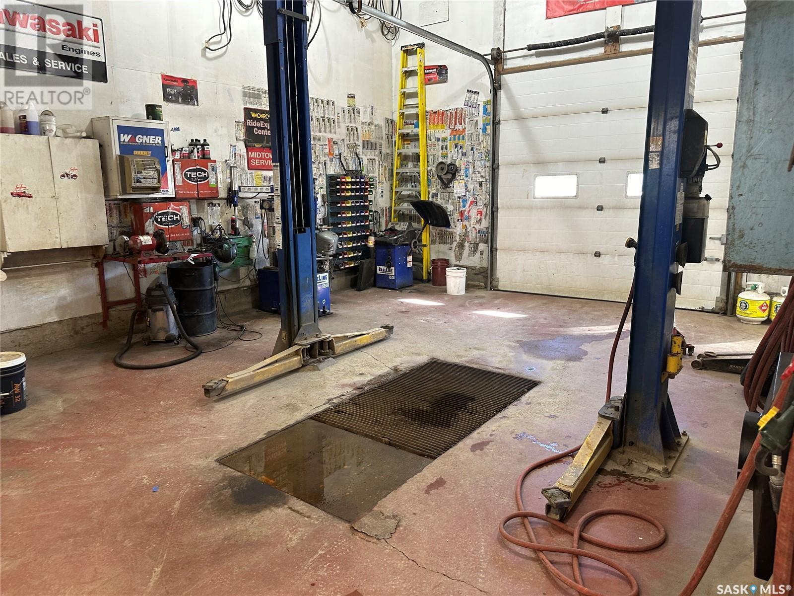 102 4Th Avenue N, Big River, SK