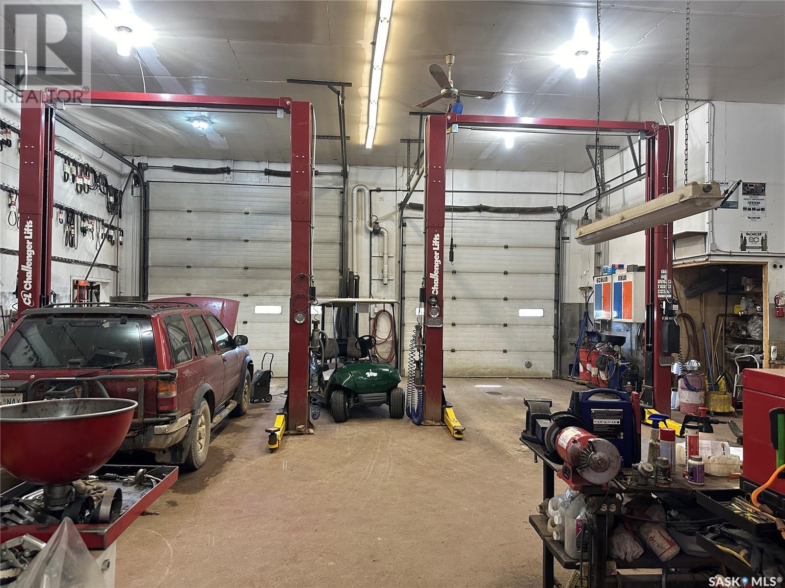 102 4Th Avenue N, Big River, SK