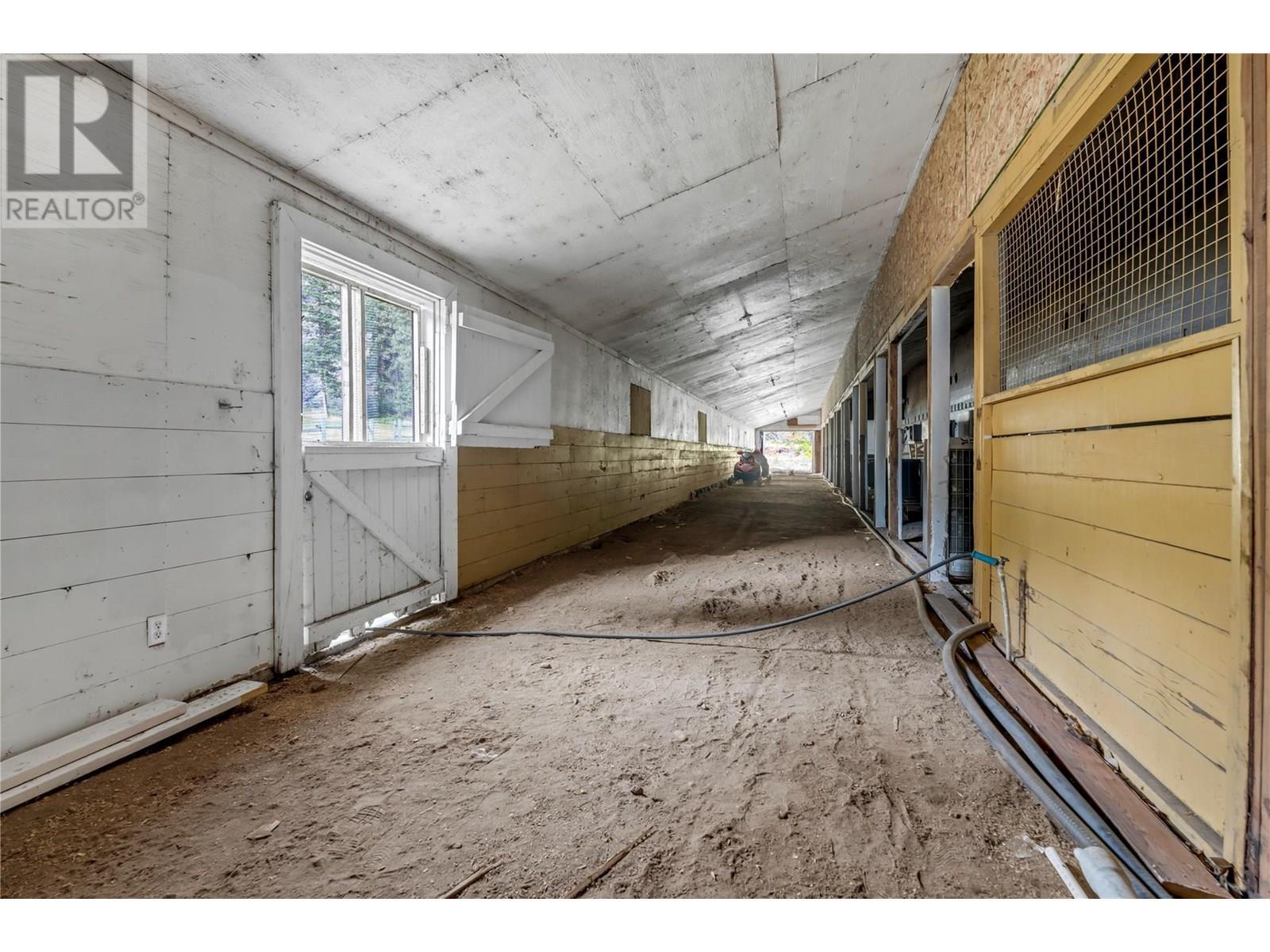 3803 Mclean Creek Road, Okanagan Falls, BC - Photo Showing Other Room