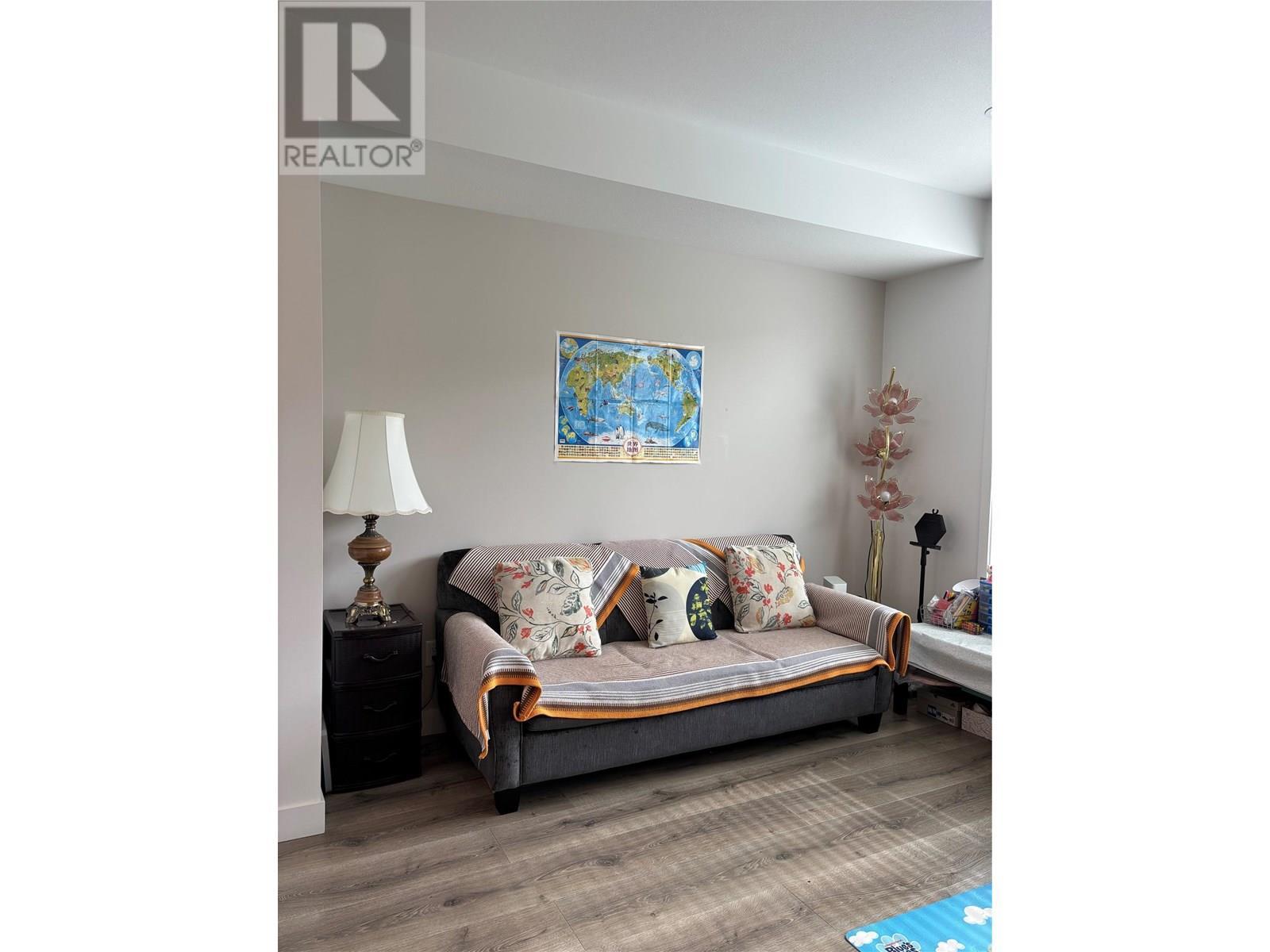 Living Room on 2nd Level - 610 Academy Way Unit# 363, Kelowna, BC - Indoor Photo Showing Other Room