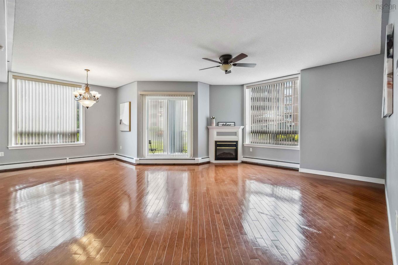 102 10 Regency Park Drive, Halifax, NS