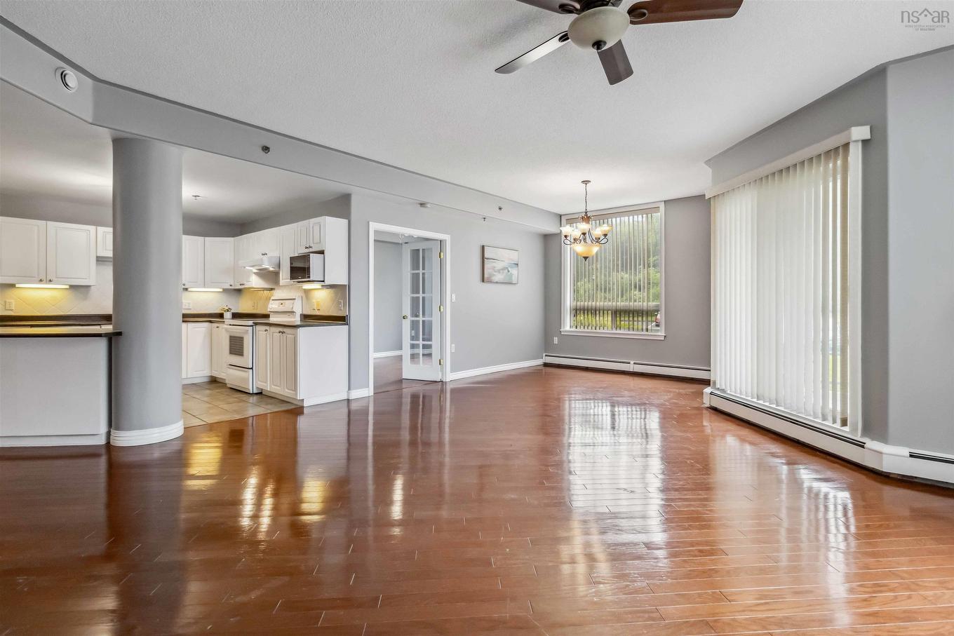 102 10 Regency Park Drive, Halifax, NS