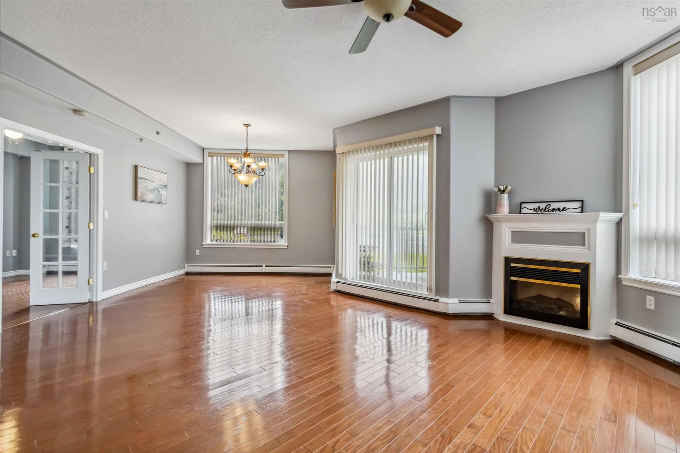 102 10 Regency Park Drive, Halifax, NS