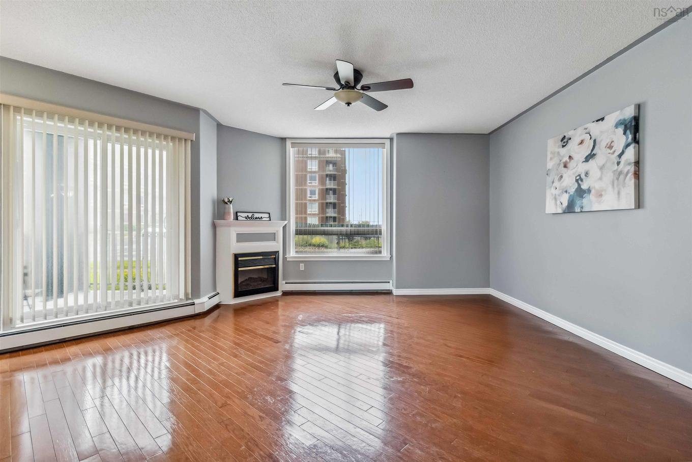 102 10 Regency Park Drive, Halifax, NS