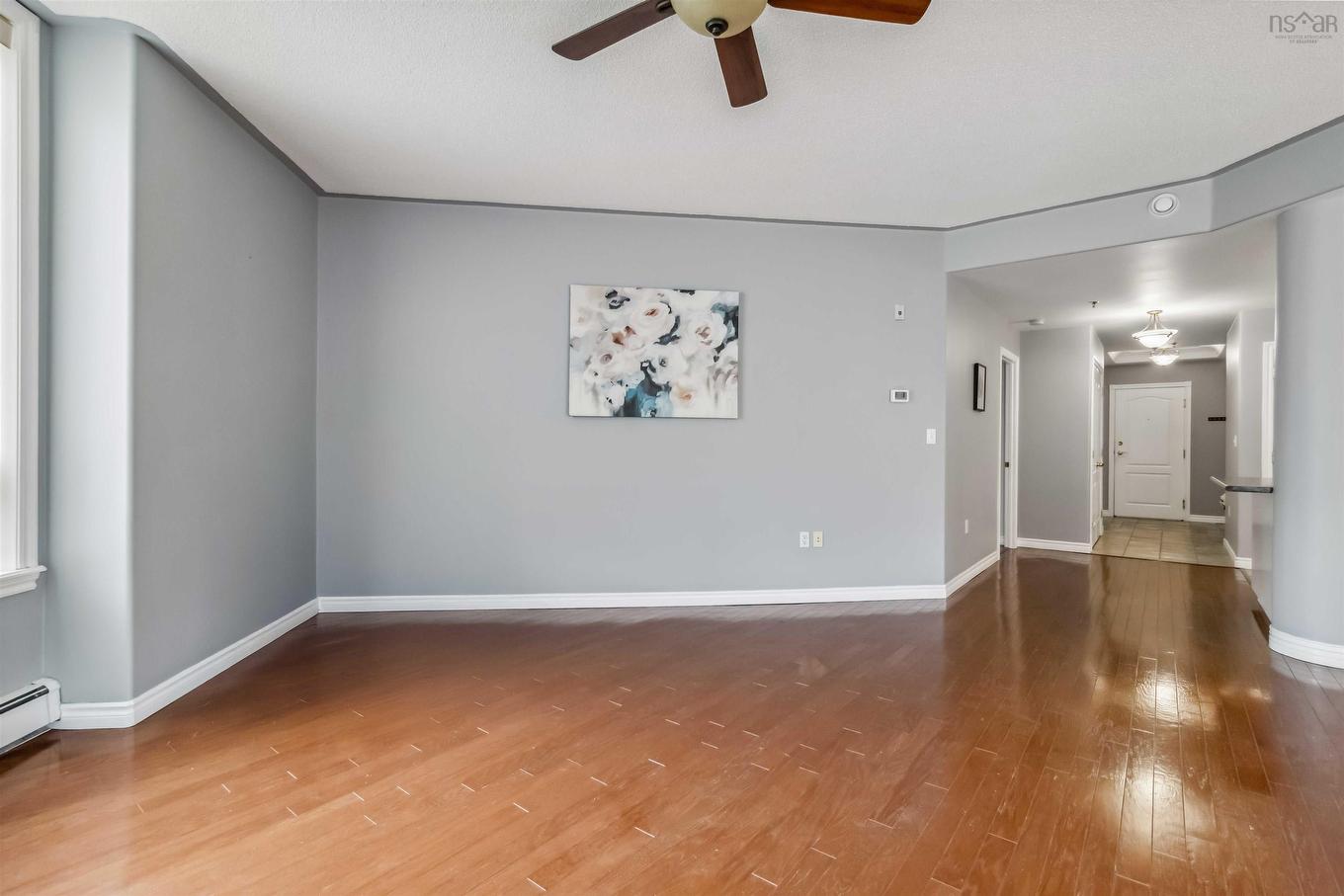 102 10 Regency Park Drive, Halifax, NS