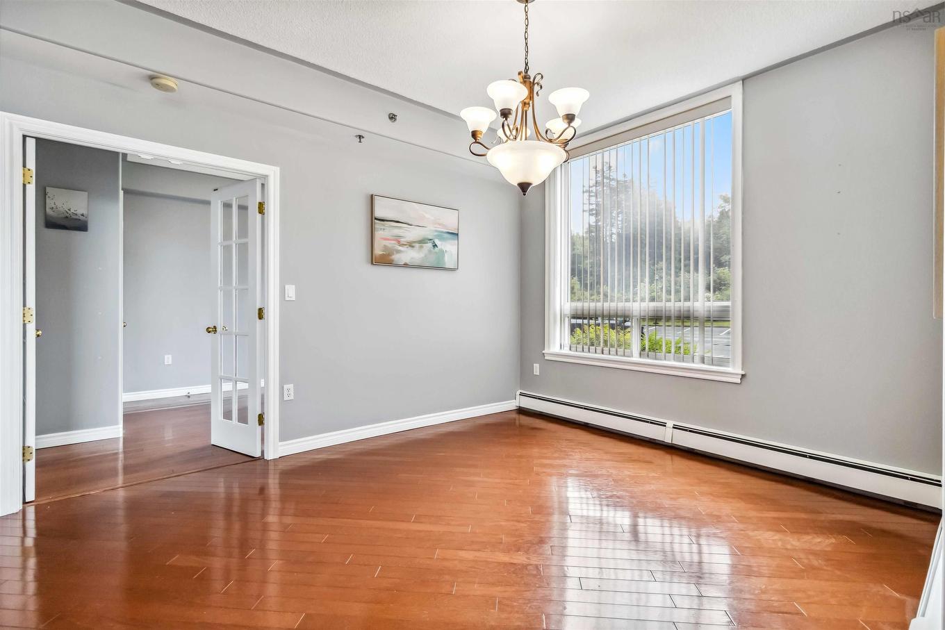 102 10 Regency Park Drive, Halifax, NS