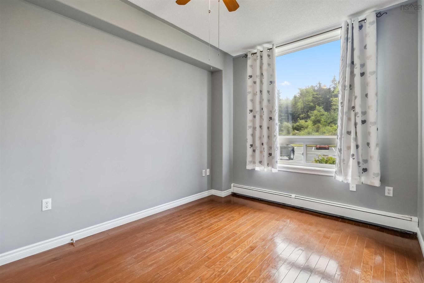 102 10 Regency Park Drive, Halifax, NS