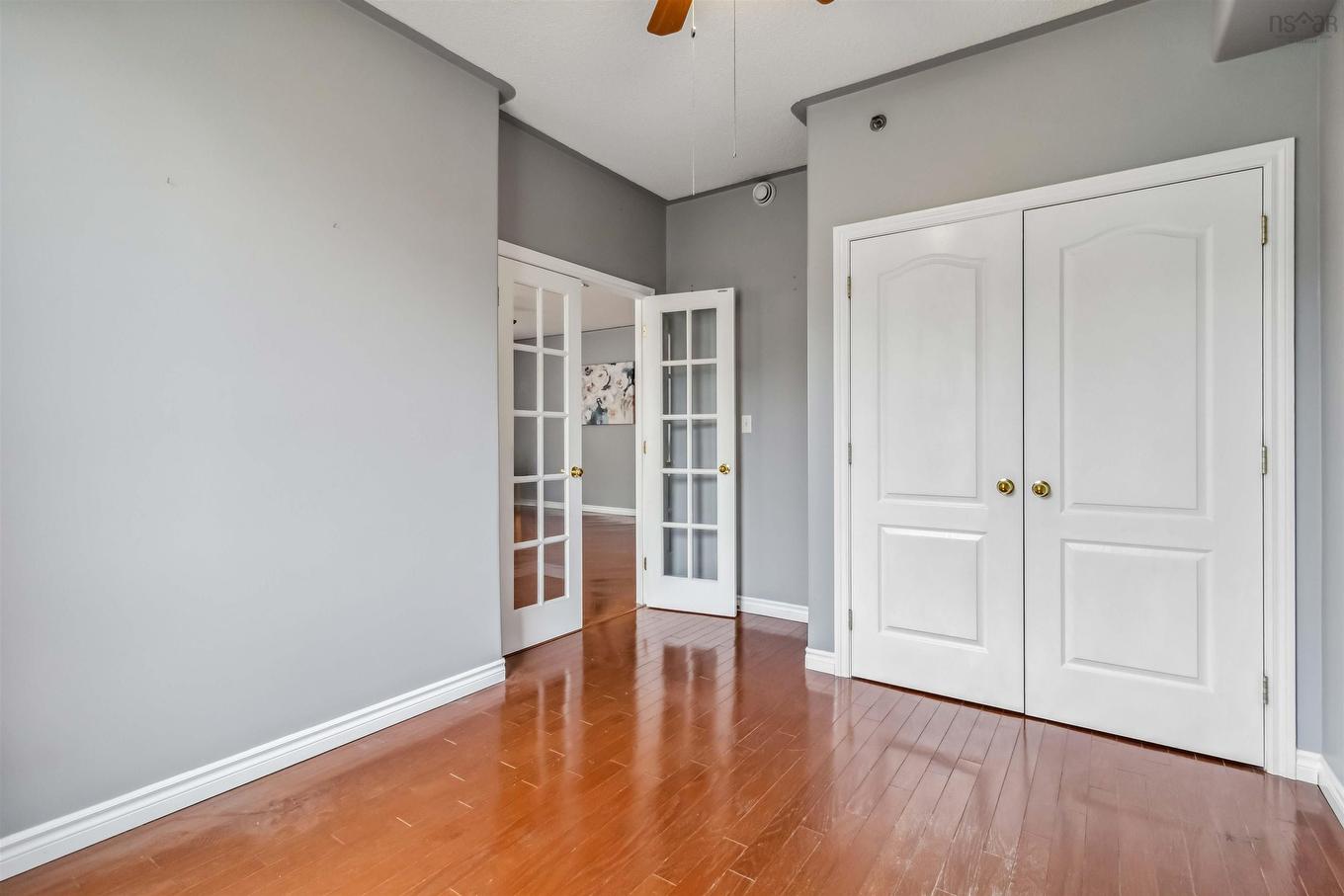 102 10 Regency Park Drive, Halifax, NS