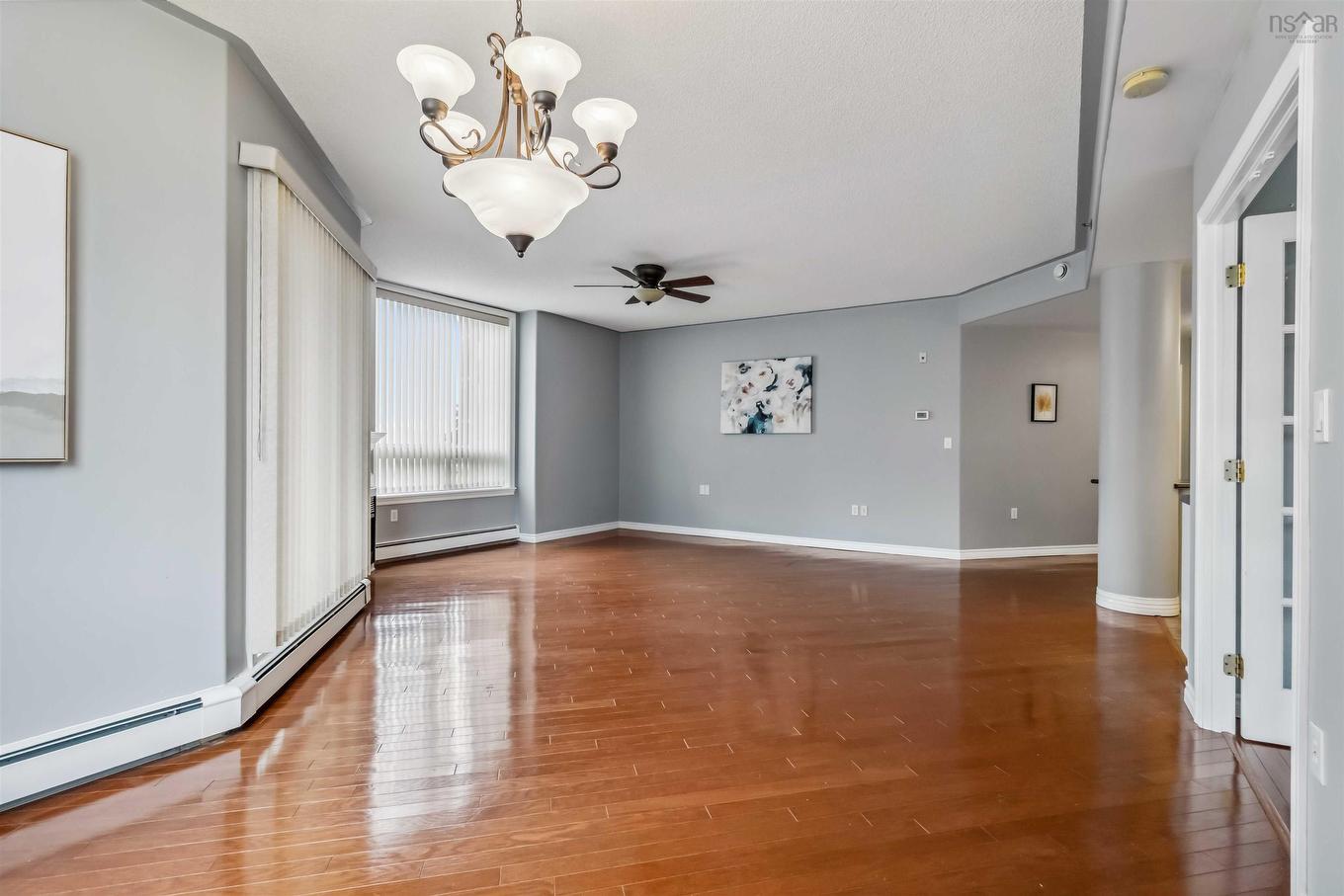 102 10 Regency Park Drive, Halifax, NS