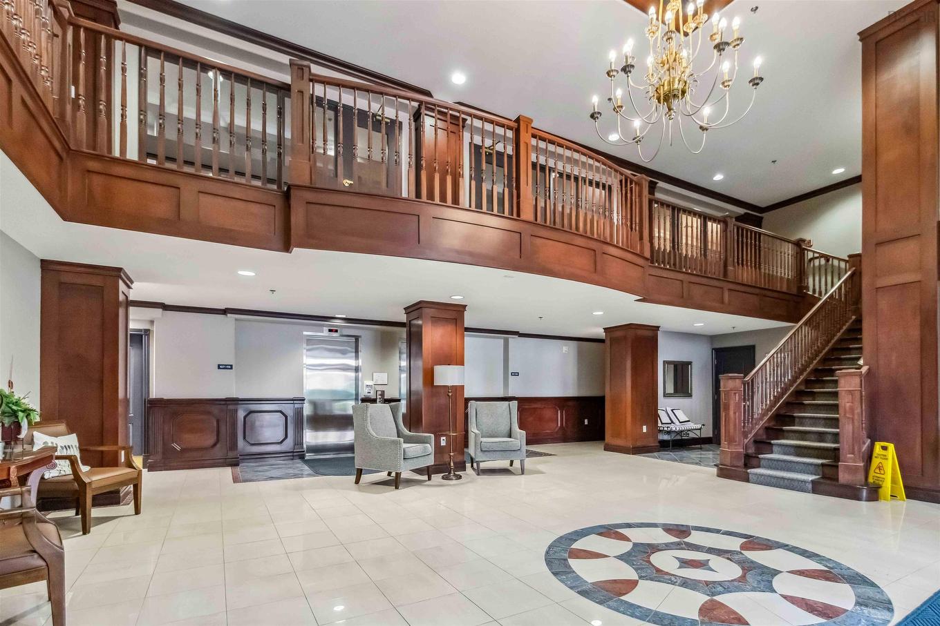 102 10 Regency Park Drive, Halifax, NS