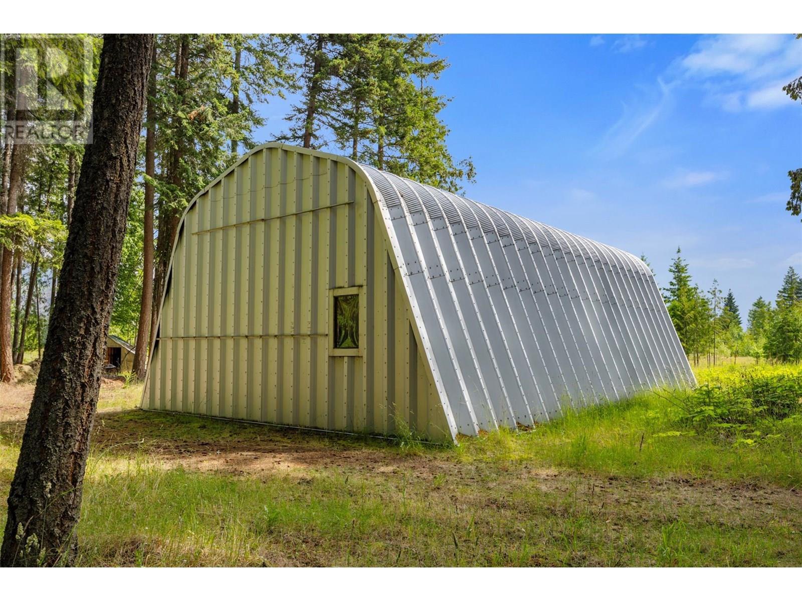 3789 Zinck Road, Scotch Creek, BC - Outdoor