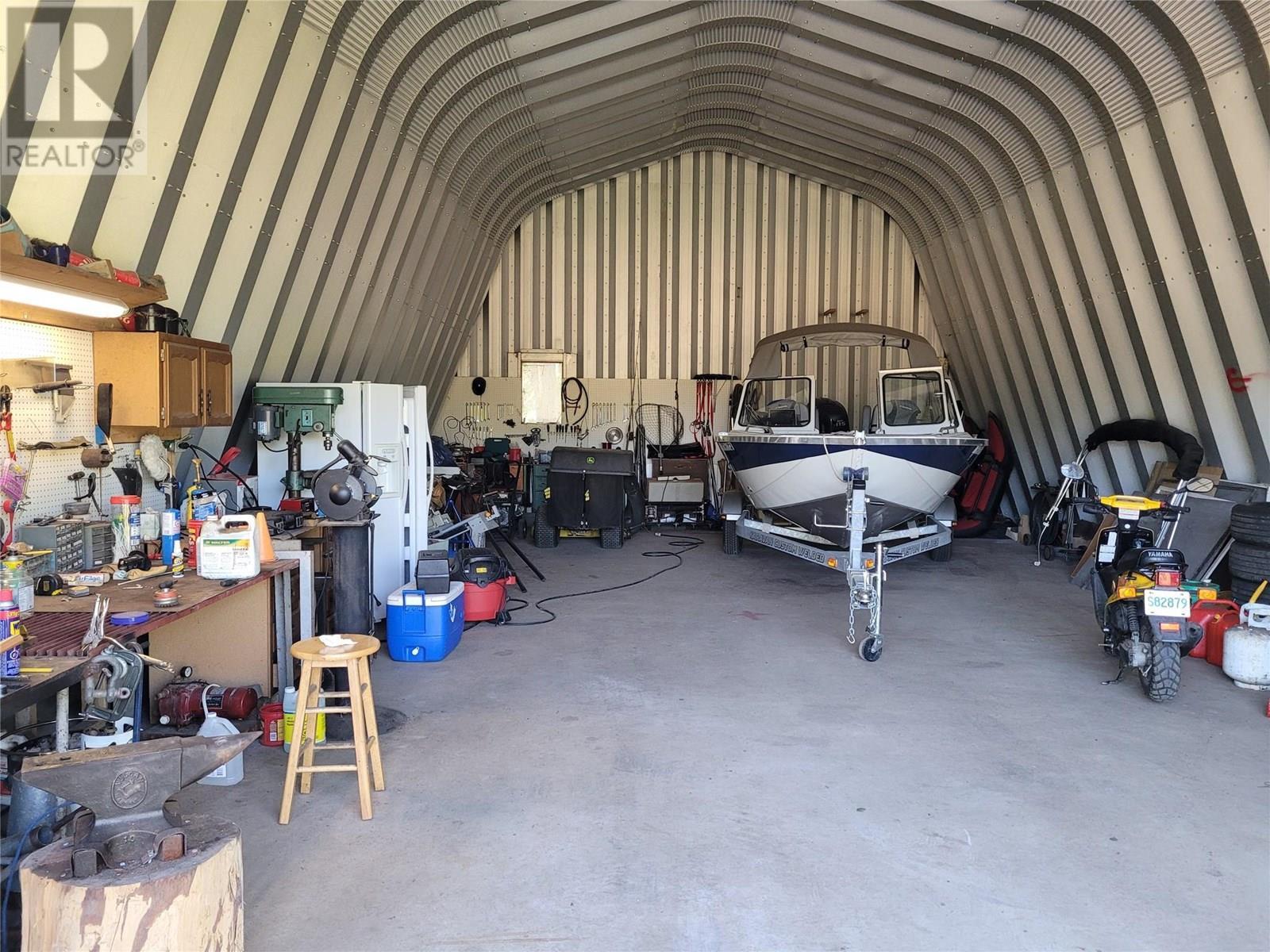 3789 Zinck Road, Scotch Creek, BC - Indoor Photo Showing Garage