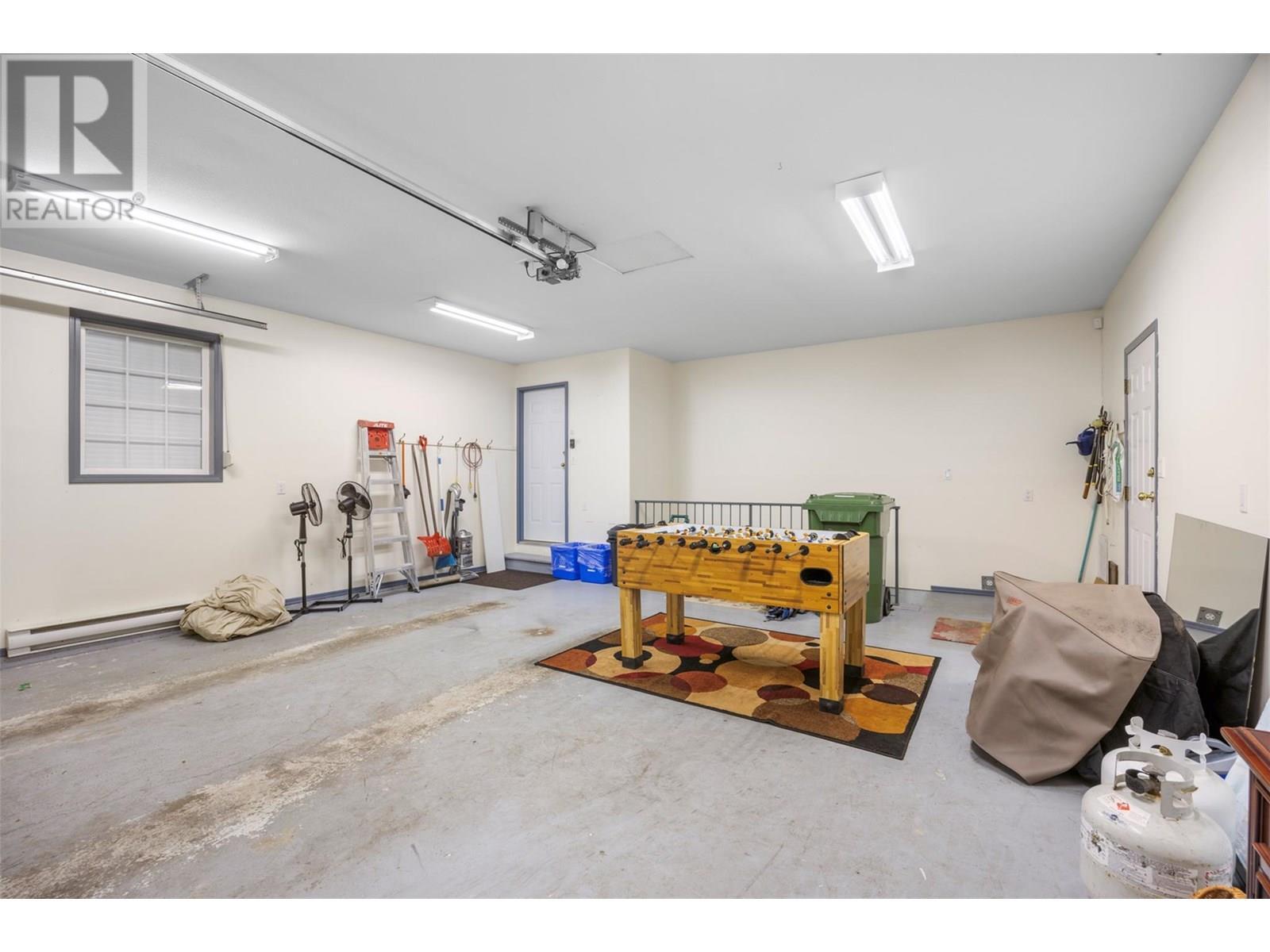 3789 Zinck Road, Scotch Creek, BC - Indoor