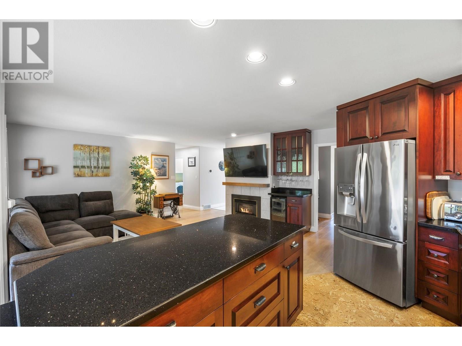 3789 Zinck Road, Scotch Creek, BC - Indoor Photo Showing Other Room