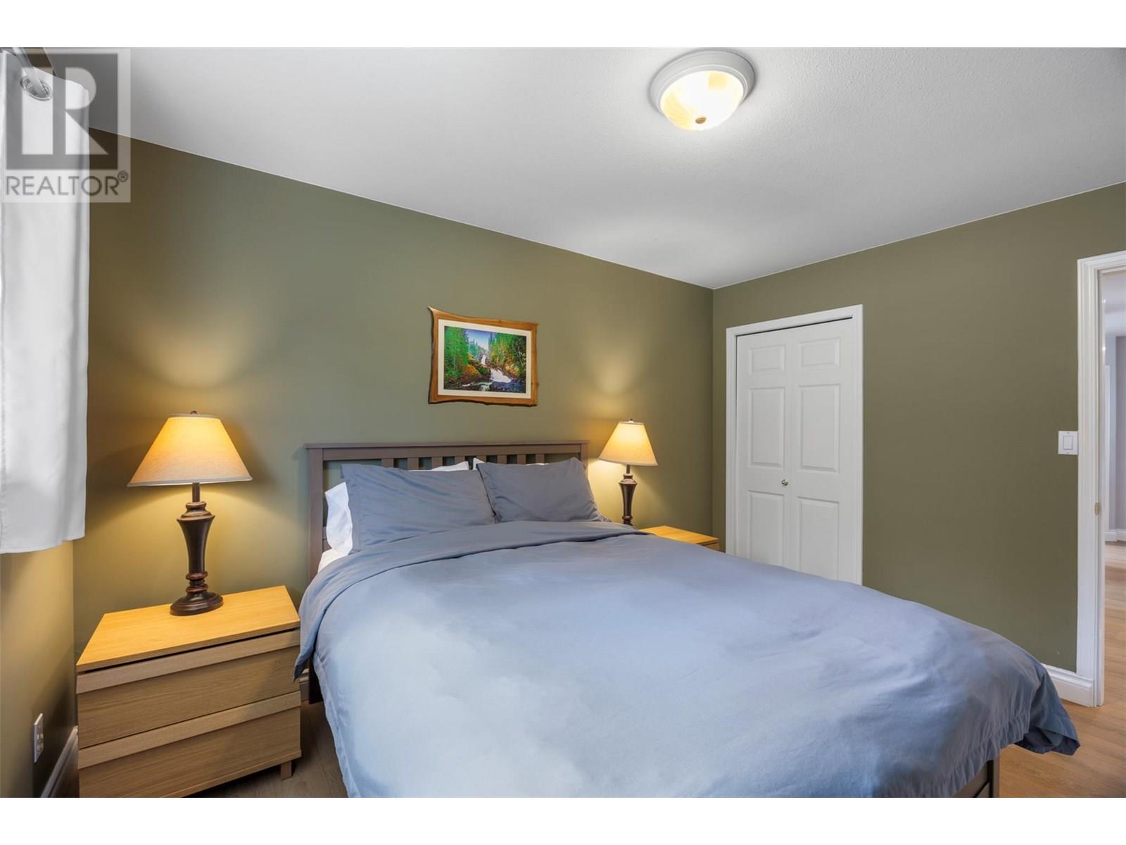 3789 Zinck Road, Scotch Creek, BC - Indoor Photo Showing Bedroom