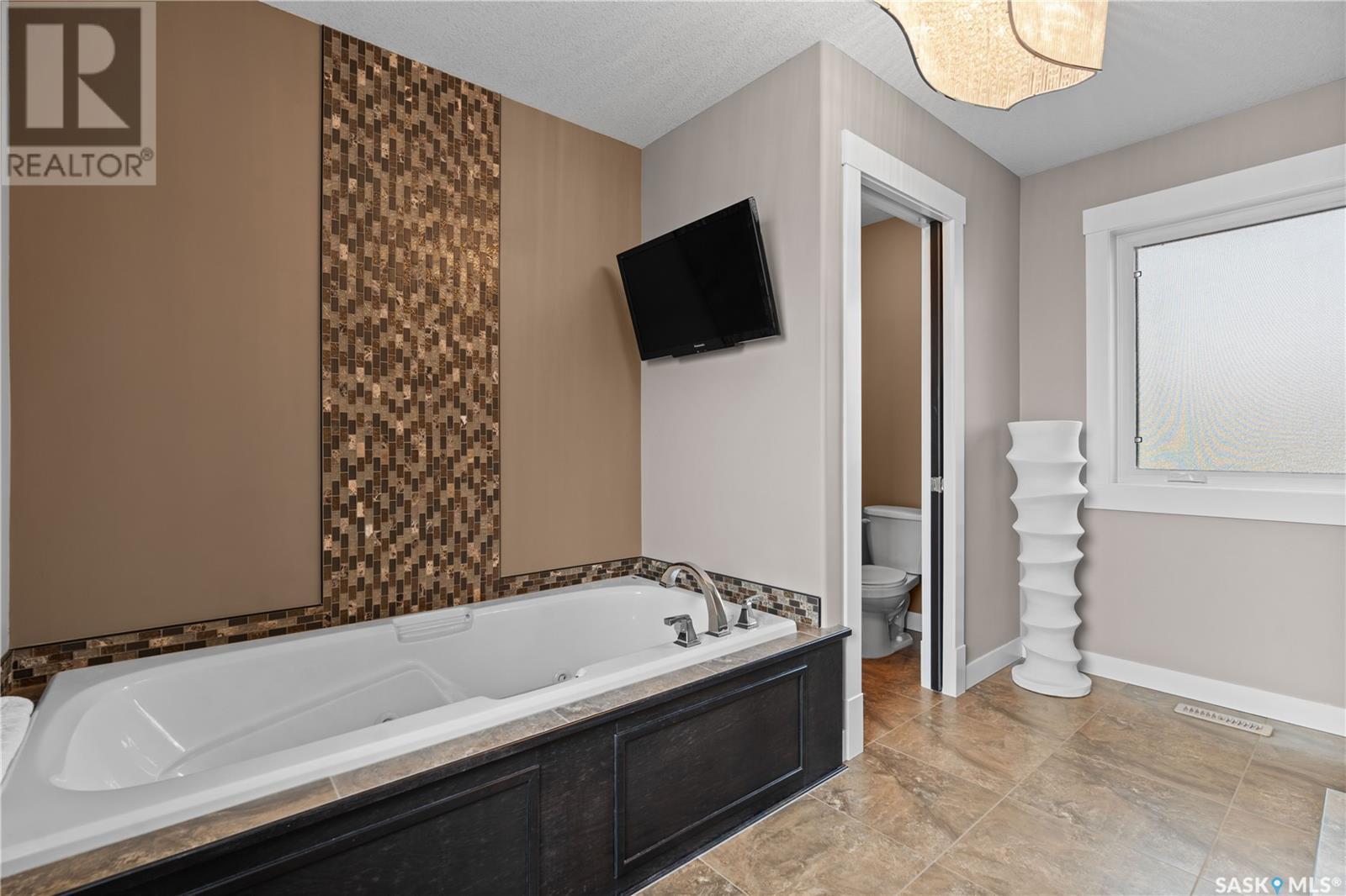 4818 Sandpiper Crescent E, Regina, SK - Indoor Photo Showing Bathroom