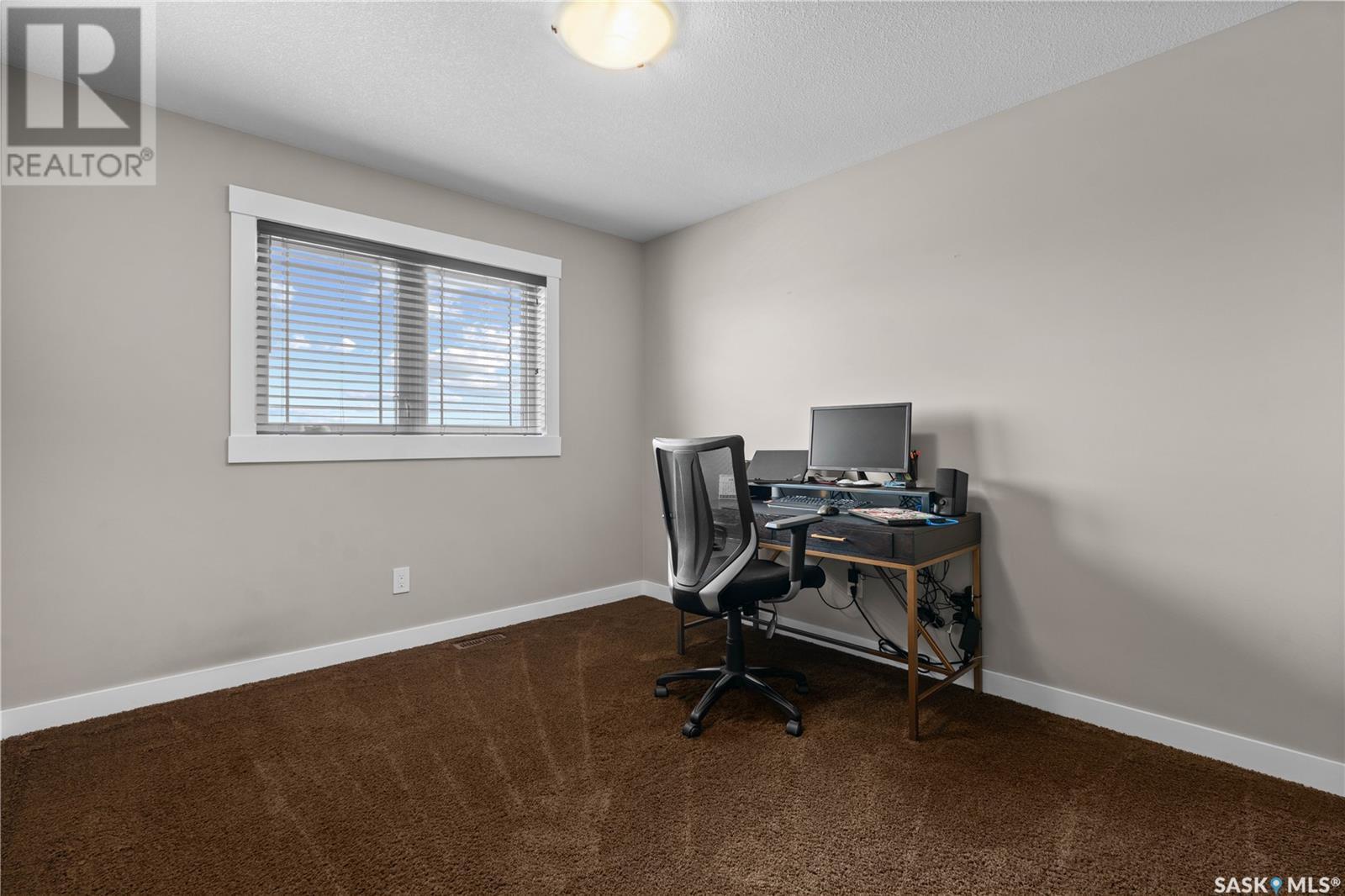 4818 Sandpiper Crescent E, Regina, SK - Indoor Photo Showing Office