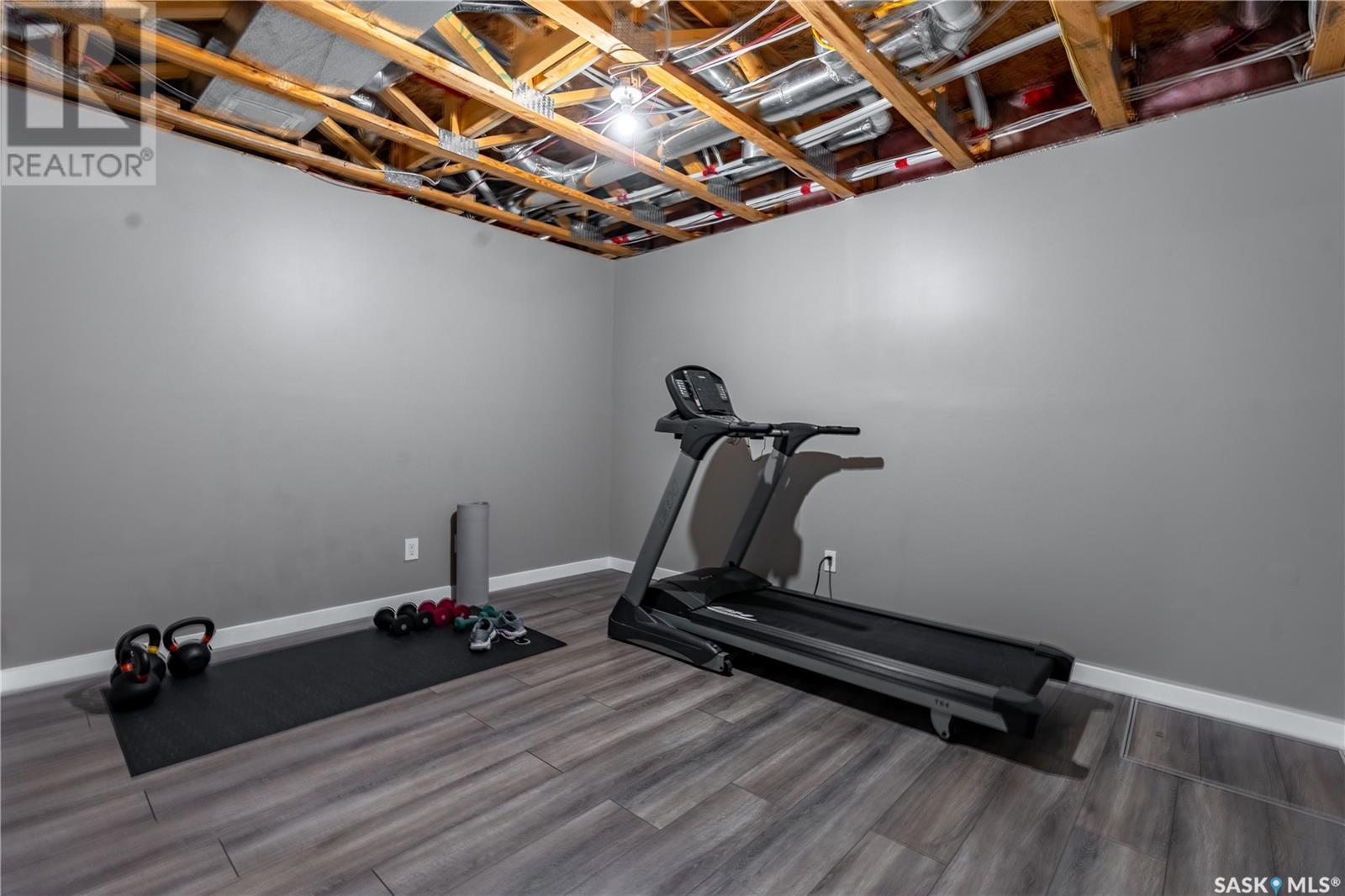 4818 Sandpiper Crescent E, Regina, SK - Indoor Photo Showing Gym Room