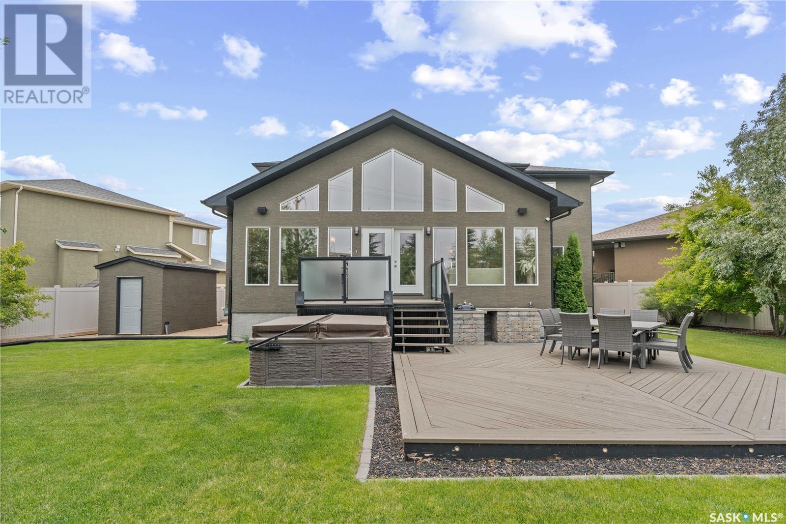 4818 Sandpiper Crescent E, Regina, SK - Outdoor With Deck Patio Veranda