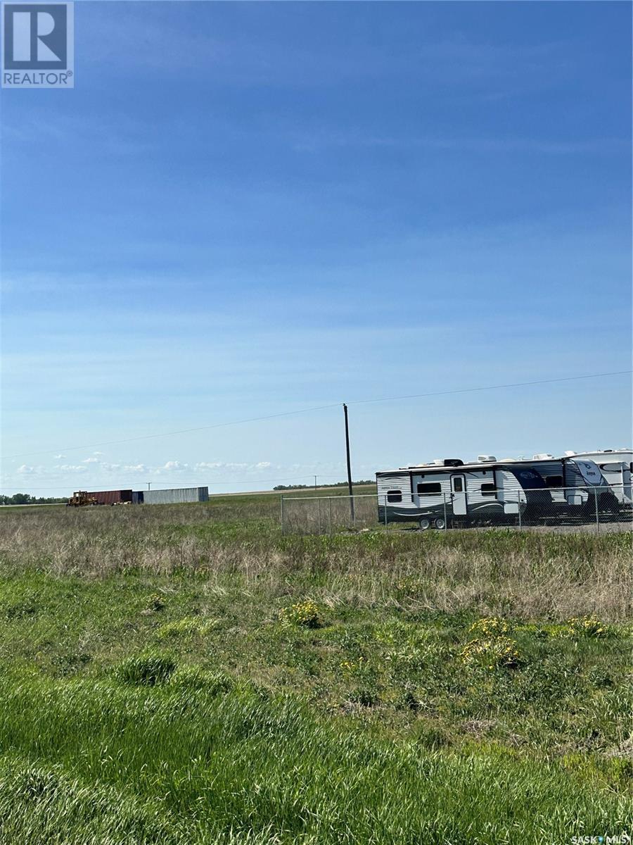 5 Acres On Corner Of Foxleigh Road And Hwy 6, Lumsden Rm No. 189, SK