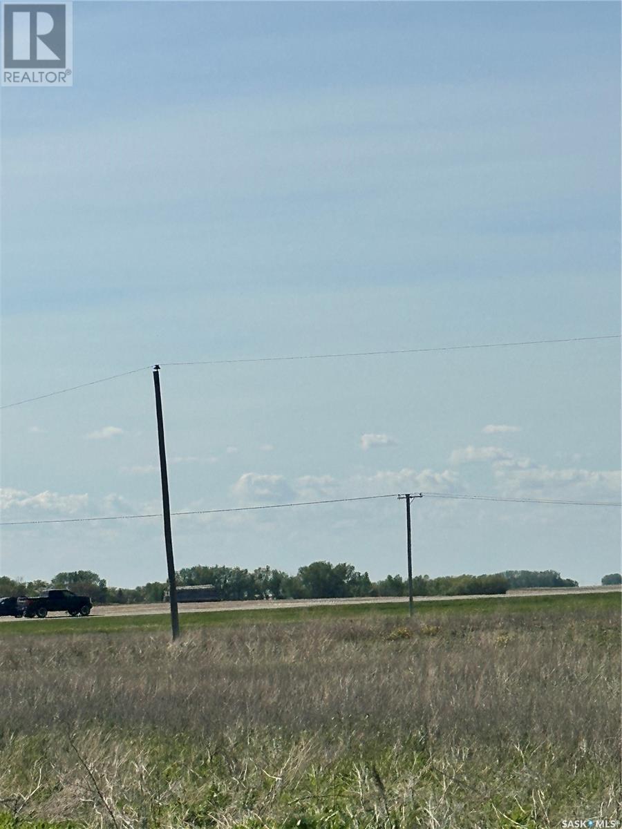 5 Acres On Corner Of Foxleigh Road And Hwy 6, Lumsden Rm No. 189, SK