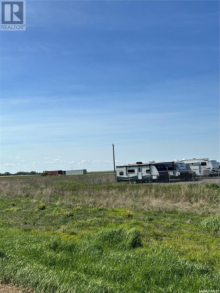 5 Acres On Corner Of Foxleigh Road And Hwy 6, Lumsden Rm No. 189, SK