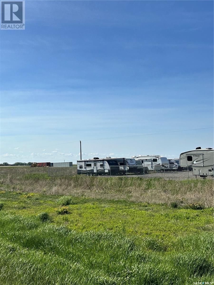 5 Acres On Corner Of Foxleigh Road And Hwy 6, Lumsden Rm No. 189, SK