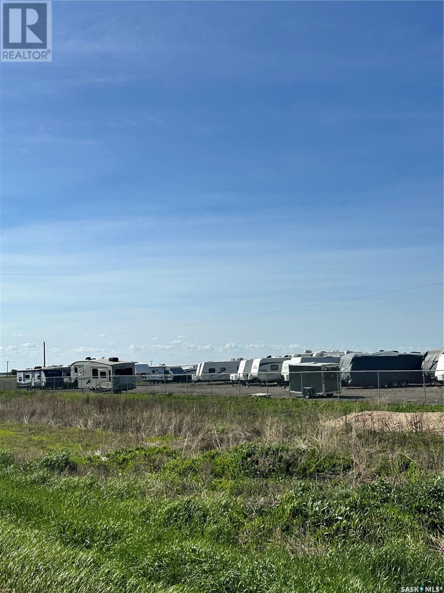 5 Acres On Corner Of Foxleigh Road And Hwy 6, Lumsden Rm No. 189, SK