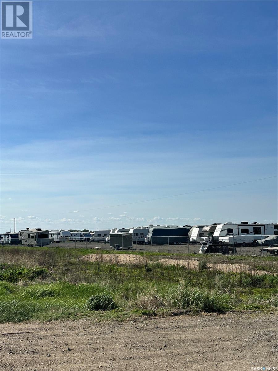 5 Acres On Corner Of Foxleigh Road And Hwy 6, Lumsden Rm No. 189, SK